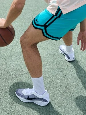 Obuwie do koszykówki Nike Performance