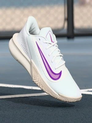 Obuwie do koszykówki Nike Performance