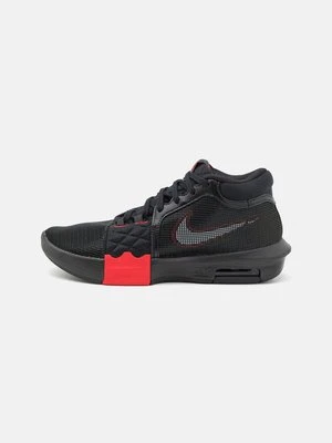 Obuwie do koszykówki Nike Performance