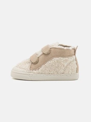 Obuwie do nauki chodzenia Il Gufo