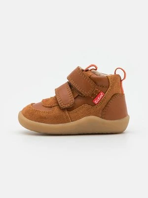 Obuwie do nauki chodzenia Kickers
