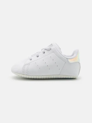 Obuwie do raczkowania adidas Originals biały