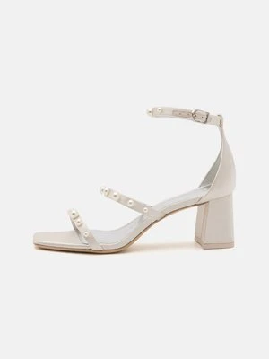 Obuwie ślubne Sophia Webster