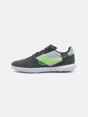 Obuwie treningowe Nike Performance