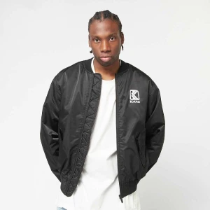 OG KANI BOMBER JACKET black, markiKarl Kani, Bomberki, w kolorze czarny, rozmiar: