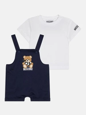 Ogrodniczki Moschino