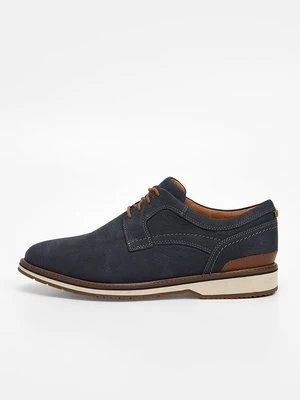 Oksfordki Clarks