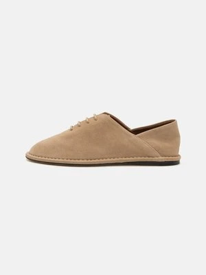 Oksfordki CLAUDIE PIERLOT
