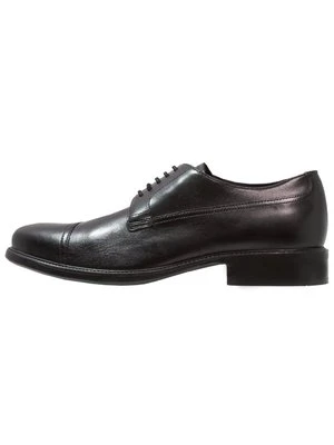 Oksfordki Geox