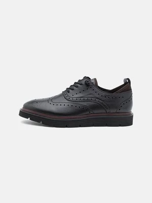 Oksfordki Ted Baker