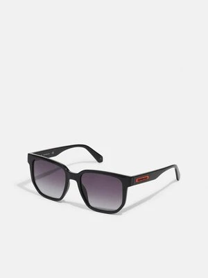 Zdjęcie produktu Okulary przeciwsłoneczne Calvin Klein Jeans czarny