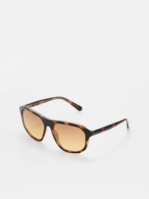 Okulary przeciwsłoneczne MARCIANO BY GUESS brązowy