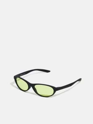 Okulary przeciwsłoneczne Nike czarny
