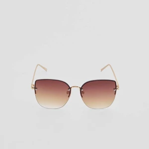 Okulary przeciwsłoneczne z brązowymi szkłami House