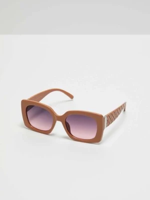 Okulary przeciwsłoneczne z grubymi oprawkami beżowe Moodo