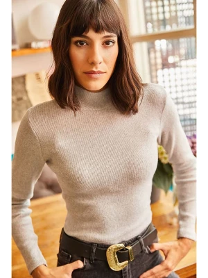 Olalook Sweter w kolorze beżowym rozmiar: onesize