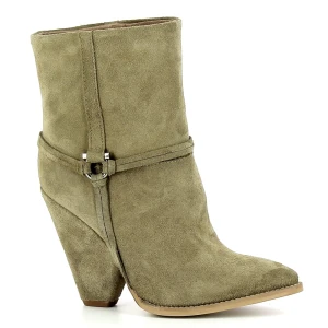 Oliwkowe kowbojki na obcasie CARINII B7883-O22-000-000-D88