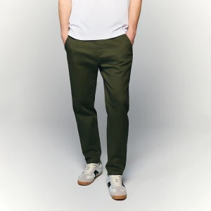 Oliwkowe spodnie carrot fit z elastycznym pasem House