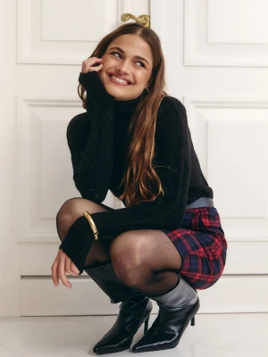 Ołówkowa spódnica w kratę z paskiem Top Secret