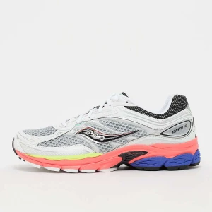 Omni 9 Saucony biały