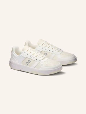 On Sneakersy The Roger Clubhouse weiss