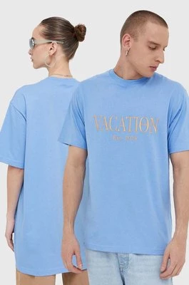 On Vacation t-shirt bawełniany kolor niebieski z aplikacją