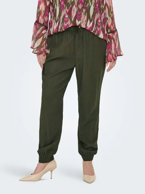 ONLY Carmakoma Spodnie dresowe w kolorze khaki rozmiar: 44/L32