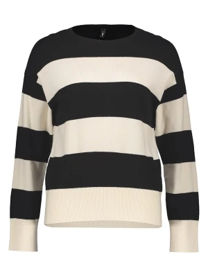 ONLY Sweter "Senta" w kolorze czarno-kremowym rozmiar: M