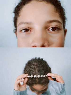 Opaska aplikacja z koralików srebrny - Dzieci - Rozmiar uniwersalny - MANGO KIDS