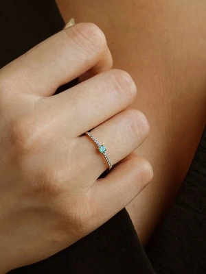 OR Carats Złoty pierścionek z diamentem i kamieniem szlachetnym rozmiar: 52