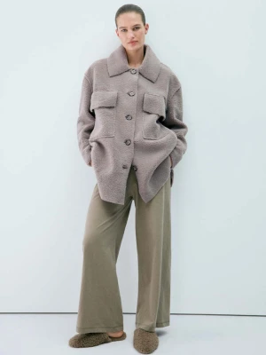 Bluza oversize z baranka średni brązowy - Kobieta - MANGO