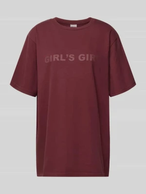 Oversize’owy T-shirt z nadrukiem z przesłaniem OH APRIL