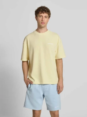 Oversized t-shirt z wyhaftowanym logo model 'Lagos' PEGADOR