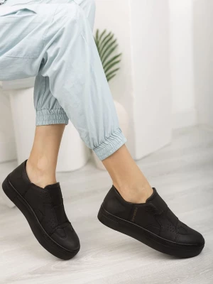 OYO FOOTWEAR Slippersy w kolorze czarnym rozmiar: 40