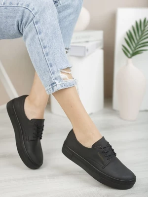 OYO FOOTWEAR Sneakersy w kolorze czarnym rozmiar: 41