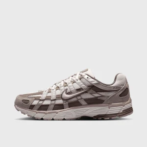 P-6000 Nike szary