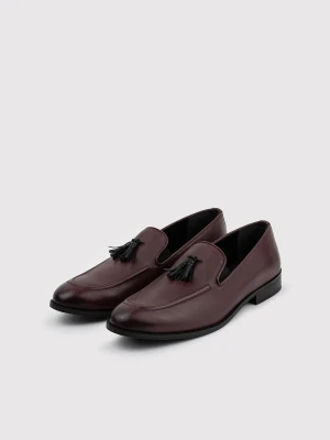 PAKO LORENTE - Bordowe loafersy męskie z frędzlami