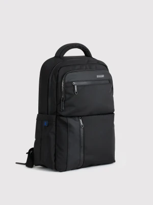 PAKO LORENTE – Czarny plecak męski z kieszenią na laptop