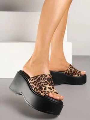 Panterkowe Klasyczne Klapki na Grubej Podeszwie Faladenia ideal