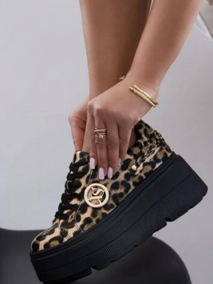 Zdjęcie produktu Panterkowe Sneakersy Vices na Platformie Ozdobione Metaliczną Aplikacją Tatellia