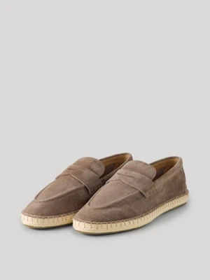 Pantofle Velluto Massimo w kolorze piaskowym Joop