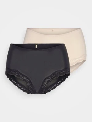 Panty Dorina