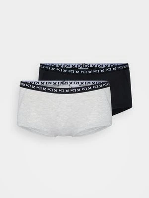 Panty Kari Traa