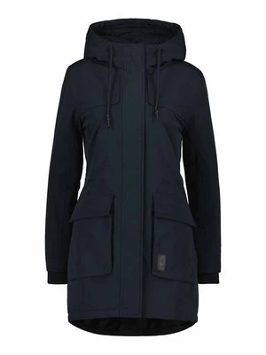 Parka alife & kickin