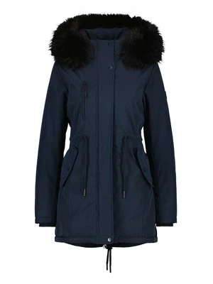 Parka alife & kickin