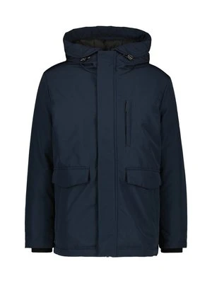 Parka alife & kickin