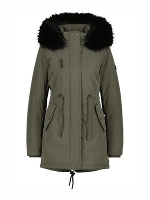 Parka alife & kickin