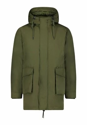 Parka Lee