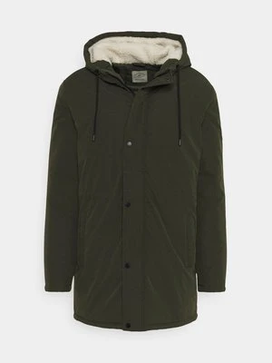 Parka Newport Bay Sailing Club