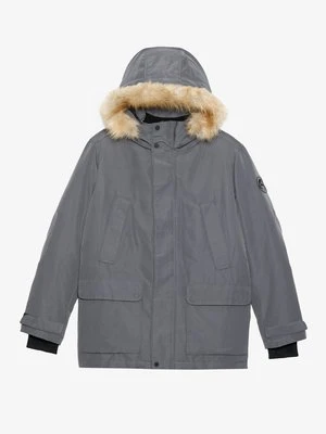 Parka Pier One